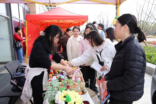 “就”在武侯  “職” 赴新程——瑞方人力助力武侯區(qū)舉辦2026年春風(fēng)行動(dòng)專(zhuān)場(chǎng)招聘會(huì) 第10張